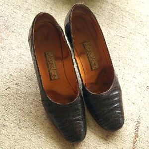 Vintage in great condition "Jaqueline" brown leather heels, made in Italy